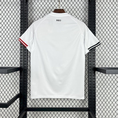 Maillot Domicile Besiktas 2025/26